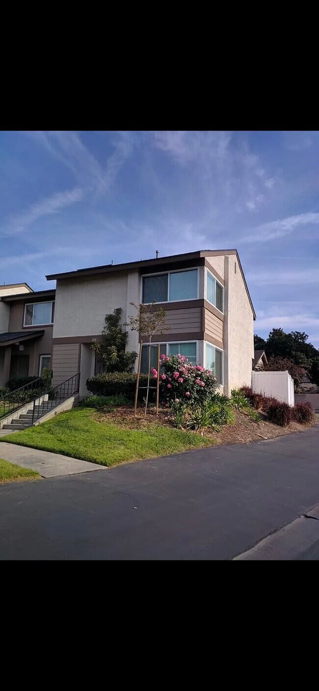 Foto del edificio - 1241 Cheltenham Ln