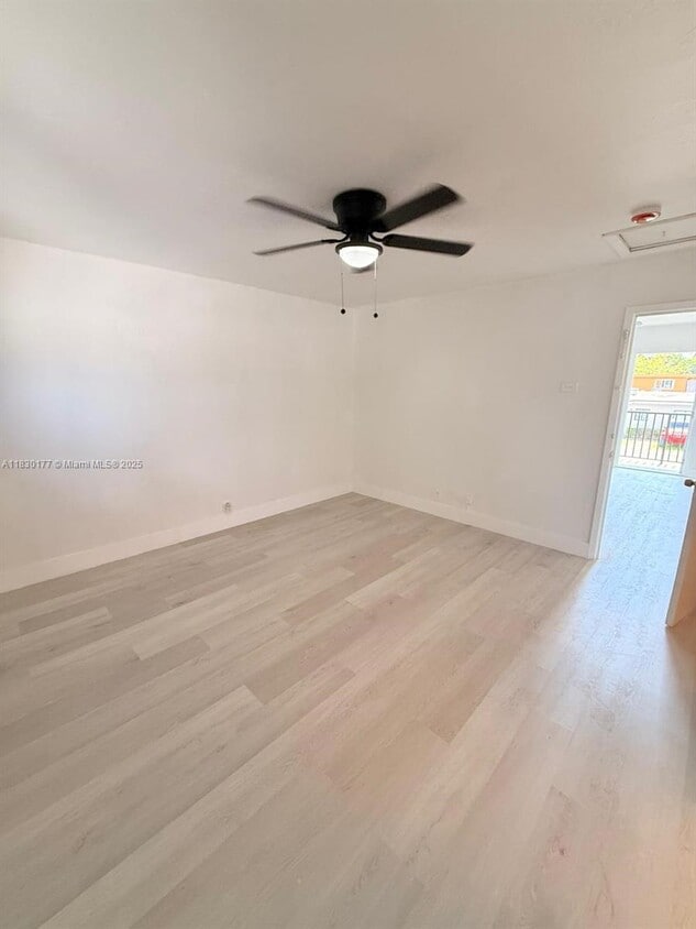 Primary Photo - 3020 NW 21st Ave