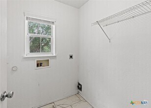 Building Photo - 3967 Tarrant Trail