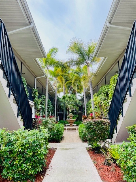 Photo - 212 S Church Ave Townhome