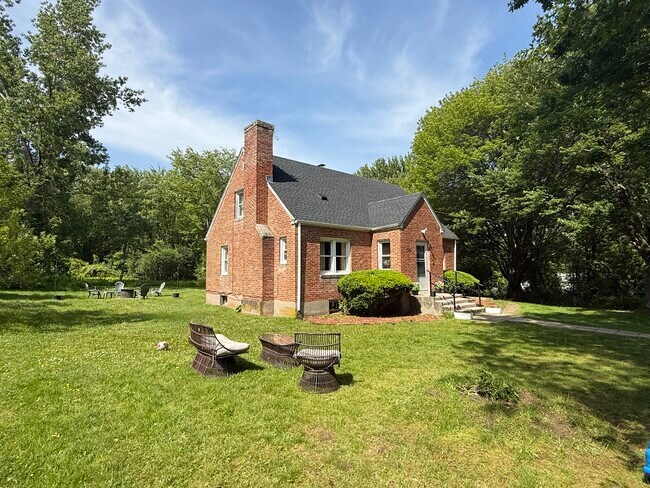 Foto del edificio - 580 W Wolcott Ave