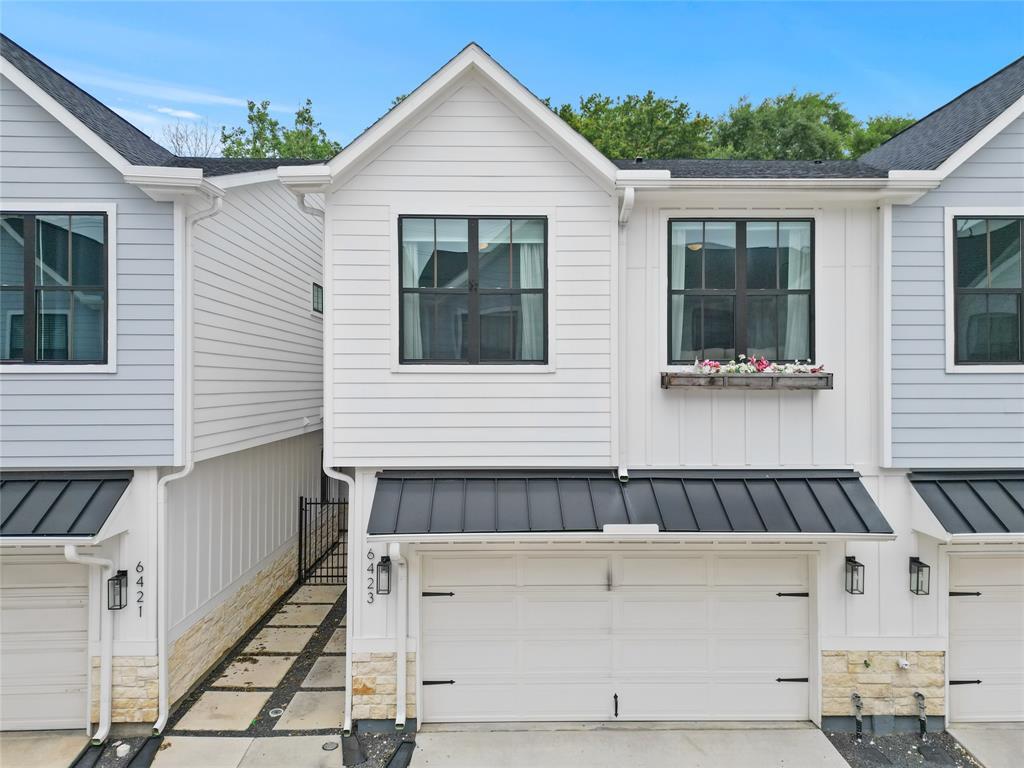Foto principal - 6423 Highland Pine Ln