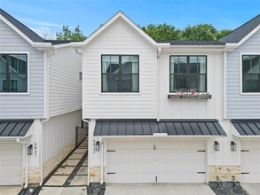 Building Photo - 6423 Highland Pine Ln