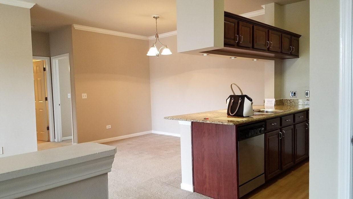 Foto principal - 2611 Rockport Ln