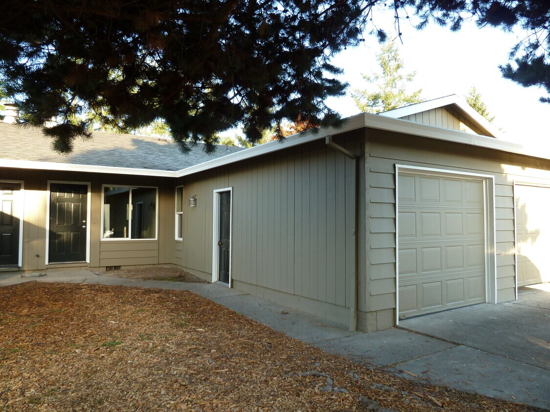 29587 Southwest Serenity Way, Wilsonville, OR 97070 Apartments in