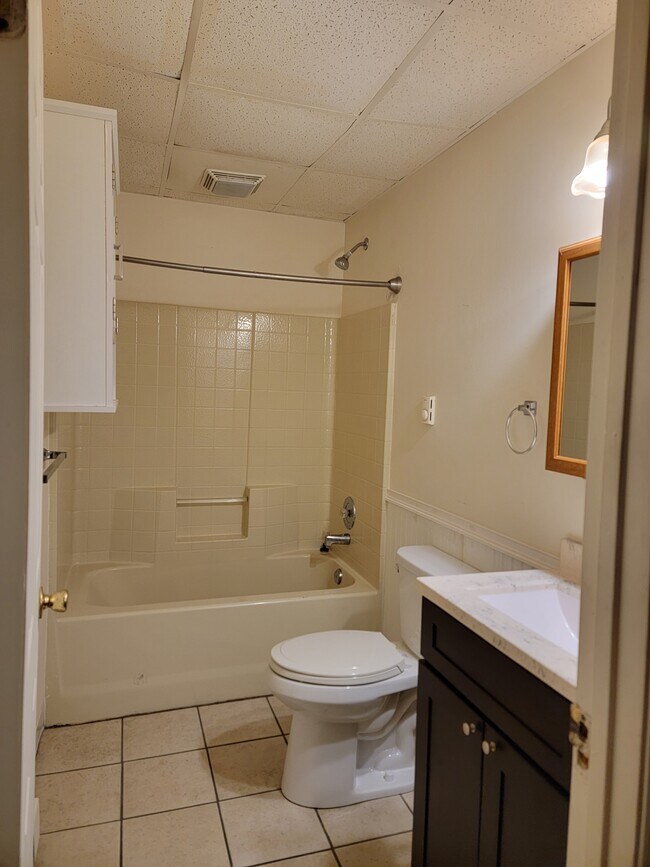 68 S Tulpehocken St Unit A, Pine Grove, PA 17963 Apartments in Pine