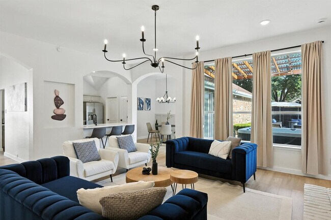 Building Photo - 11911 Rocky Point Dr