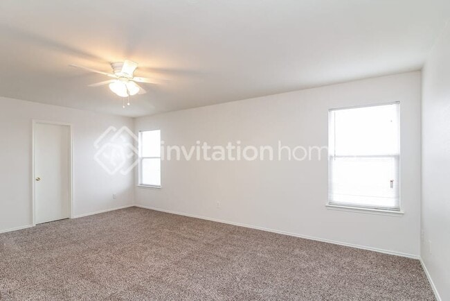 Building Photo - 13820 Canyon Ranch Rd