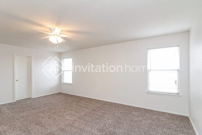 Foto del edificio - 13820 Canyon Ranch Rd