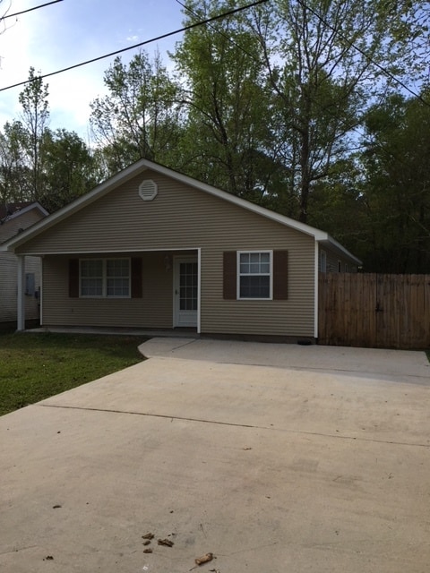 Building Photo - 72186 Formosa Dr