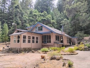 Building Photo - 900 Harmon Gulch Rd