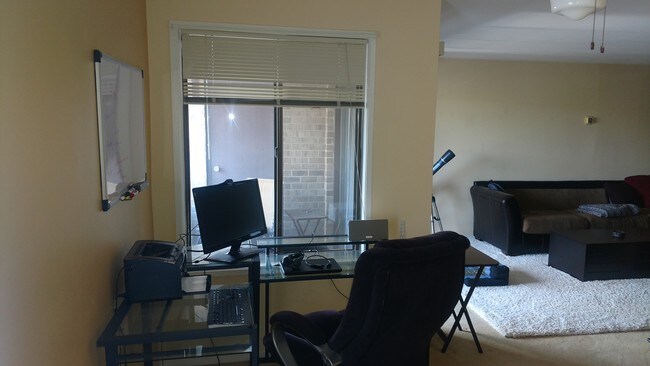 Foto del edificio - 511 Florida Ave