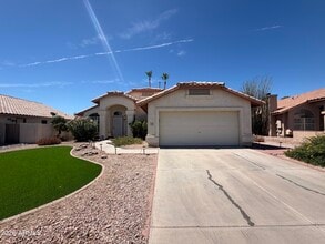 Building Photo - 1289 W Maria Ln