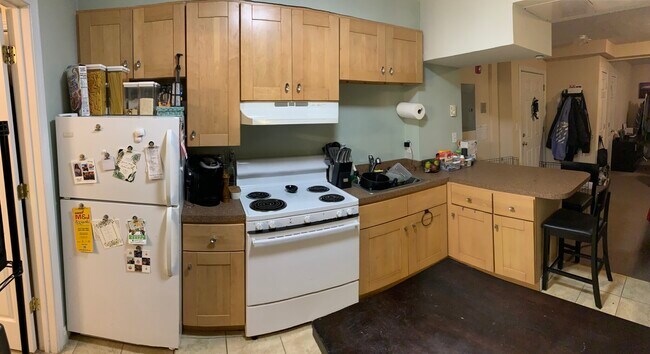 Foto del edificio - 884 Huntington Ave