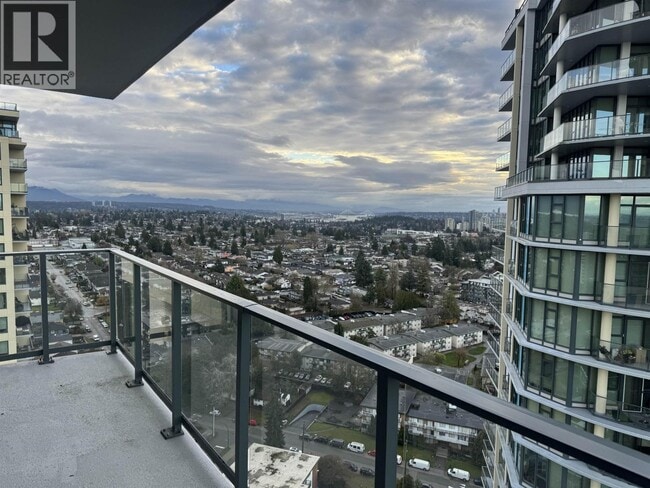 Building Photo - 7358 Edmonds St