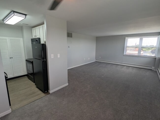 2-Bed, 1-Bath - Dining Area - Glen Park