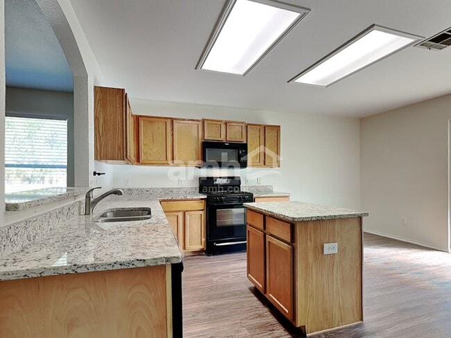 Foto del edificio - 161 Spring Branch Loop