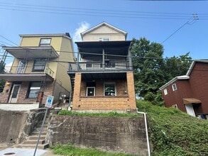 Building Photo - 38 Bigelow St