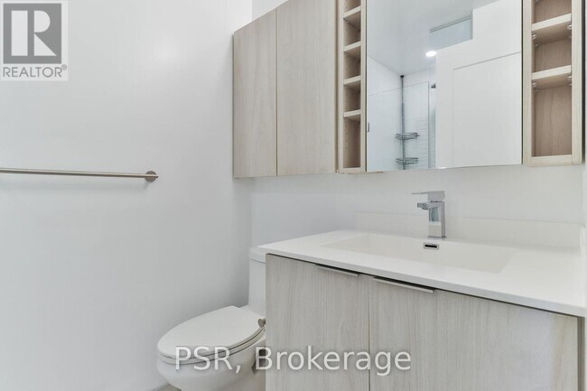 Building Photo - 1-211 Belsize Dr