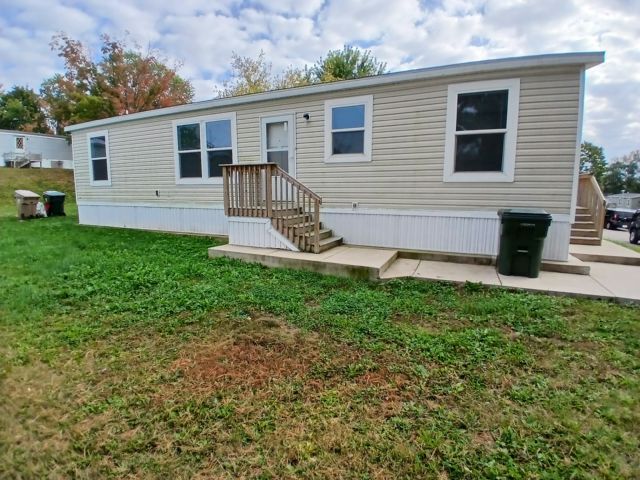 Primary Photo - 81 Bel-Aire Dr