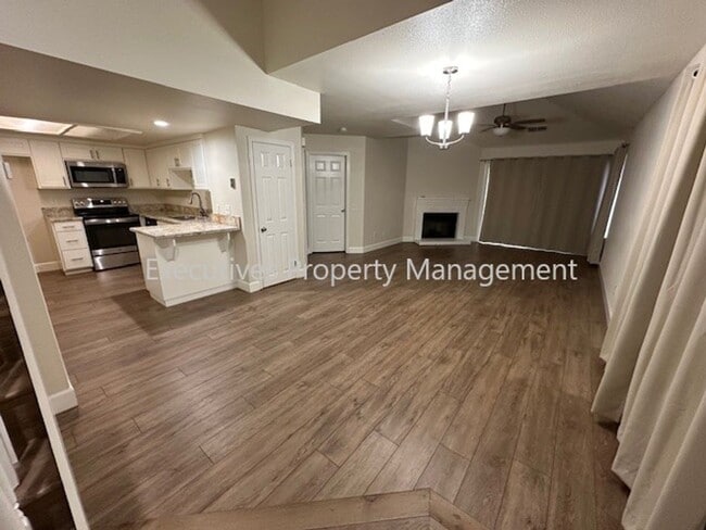 Photo - 3098 Aspen St Townhome