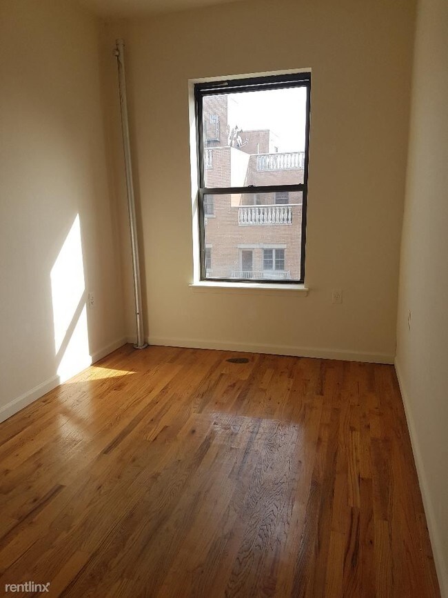 Building Photo - 3034 30th St