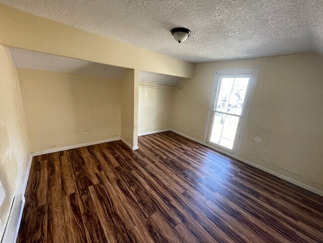 Foto del edificio - 1591 Plainfield Ave NE