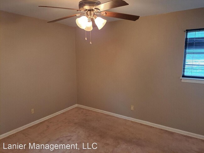 Foto del edificio - 3 br, 2 bath House - 201 Providence Dr