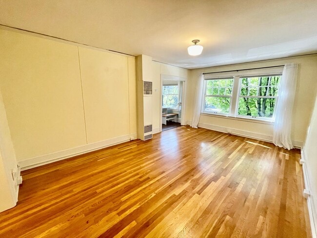 Foto del edificio - Charming Studio off NW 23rd - PRIME LOCATION!