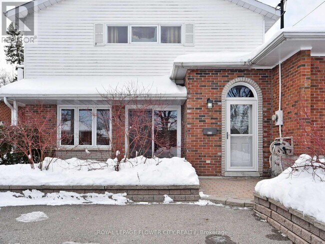 Photo du bâtiment - 630 Wychwood St