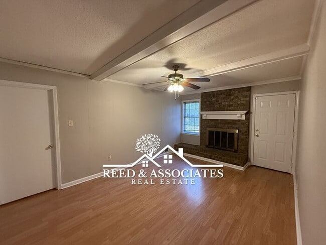 Photo - 3 Bedroom Located Near Kirby High School House