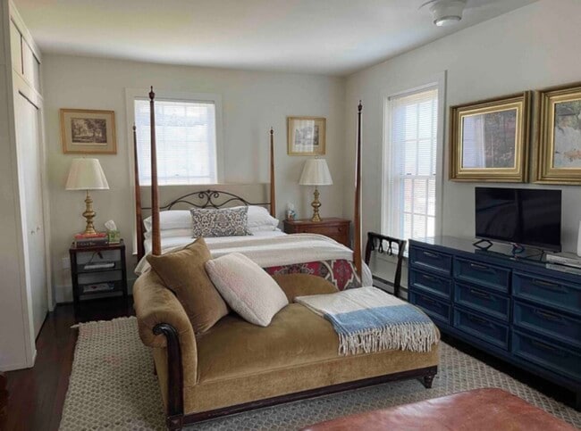 Furnished Studio bedroom and living room - 39505 Rodeffer Rd