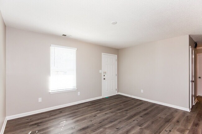 Foto del edificio - 3037 Champion Ln SW