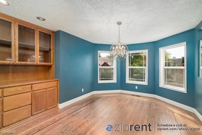 Building Photo - 5 br, 3 bath House - 20010 SE 3rd Cir, Cam...
