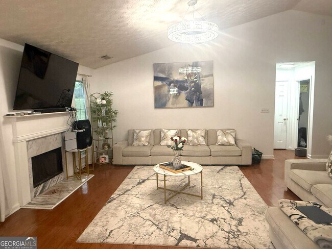 Foto del edificio - 5222 Sterling Trace Dr NW