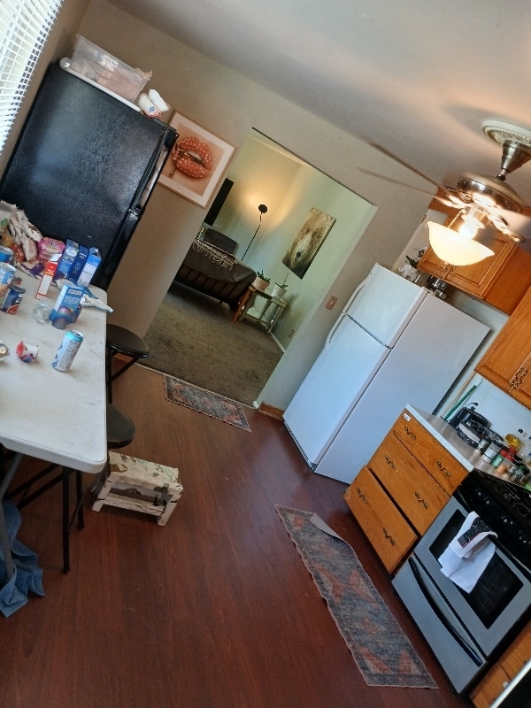 Building Photo - 674 E 675 N