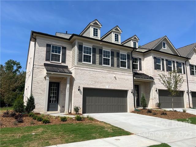 Primary Photo - 203 Heathbrook Ln