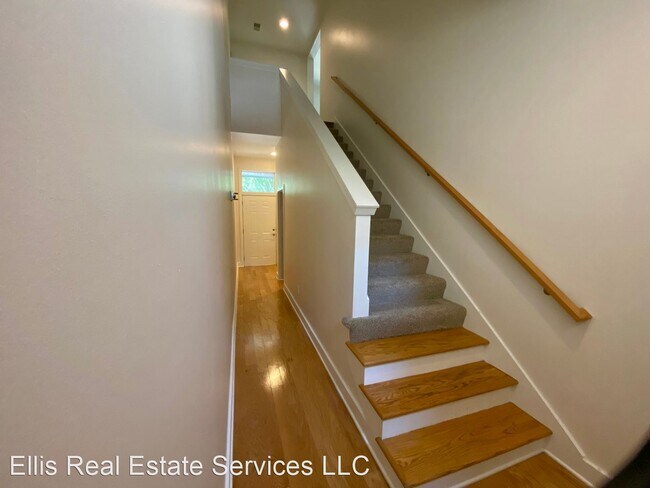 Building Photo - 1 br, 1 bath House - 4469 RAINBOW BLVD.