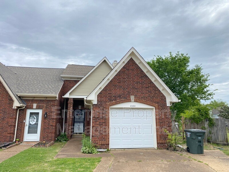8280 Cedar Chest Dr, Memphis, TN 38016 Townhome Rentals in Memphis TN