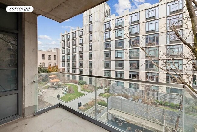 Foto del edificio - 247 N 7th St