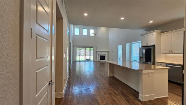 Foto del edificio - 14392 Danehurst Ln