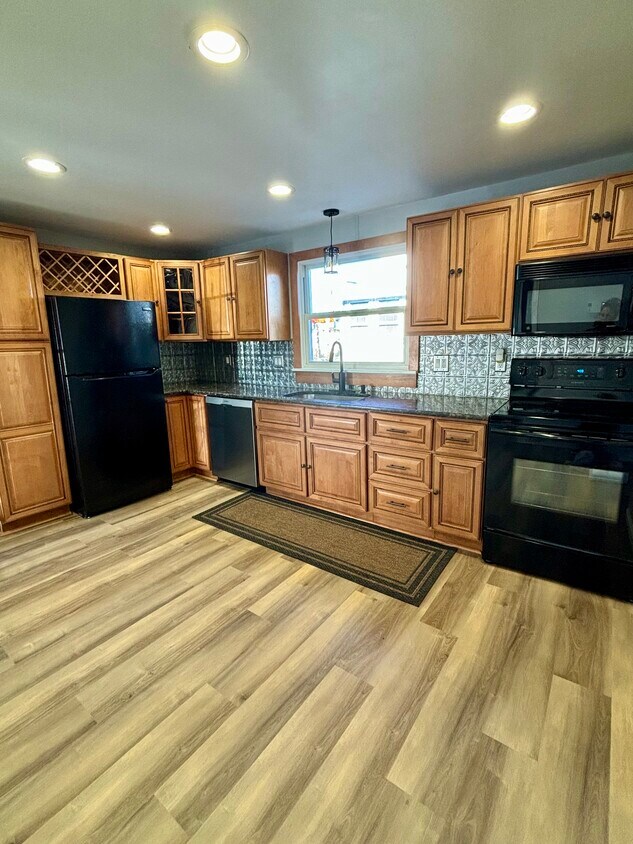 312 Excelsior St, West Pittston, PA 18643 House Rental in West