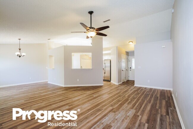 Building Photo - 387 Willow Green Dr