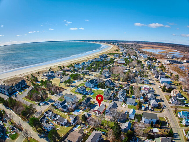 Foto del edificio - Seaside Serenity: Charming 2BR Escape | Pa...