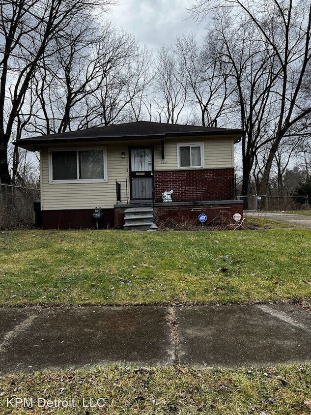 3 br, 1 bath House 21163 Margareta House Rental in Detroit, MI