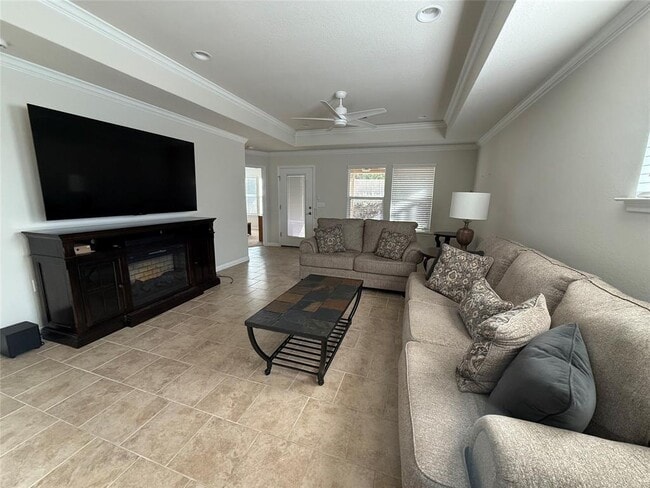 Building Photo - 233 Hobby St