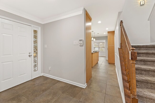 Bienvenido a casa - 1486 Briaroaks Trl NE