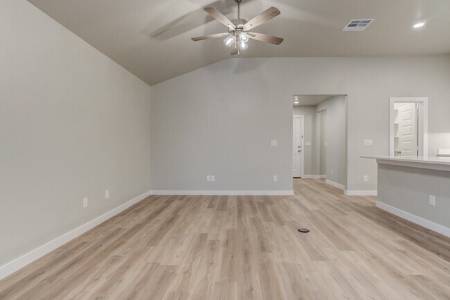 Foto del edificio - Brand New 4/2/2 in Betenbough's newest neighborhood June Estates!