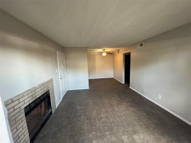 Foto del edificio - 12615 Brookglade Cir