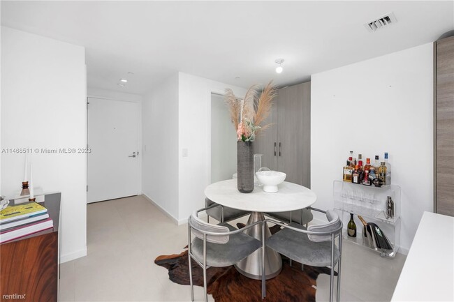 Foto del edificio - 2 br, 3 bath Condo - 650 NE 32nd St Unit 2602